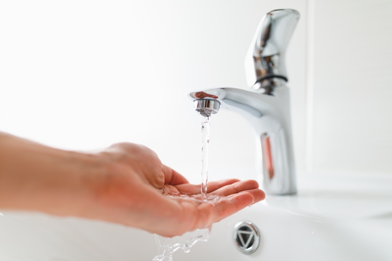 Use low-flow faucets and showerheads - Easy Tips for Saving Money at Home - LightsOnline Blog