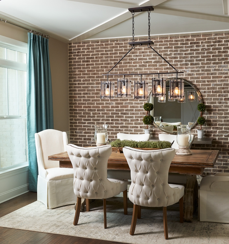Warm white light in the dining room - Lighting Color Temperatures That Elevate the Atmosphere of Your Home - LightsOnline Blog