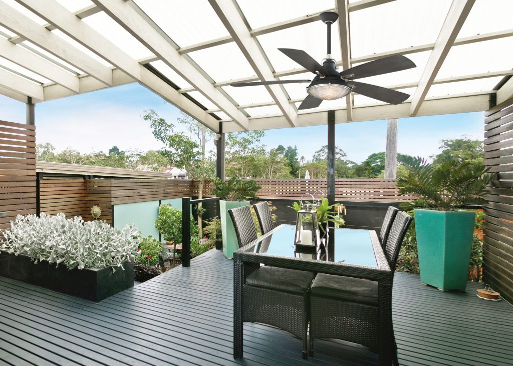 This is Why You Should Install a Ceiling Fan Outside - LightsOnline Blog